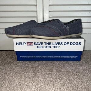 Bobs from Skechers Plush Feather Blue Flats Size 7.5 Women's 34377